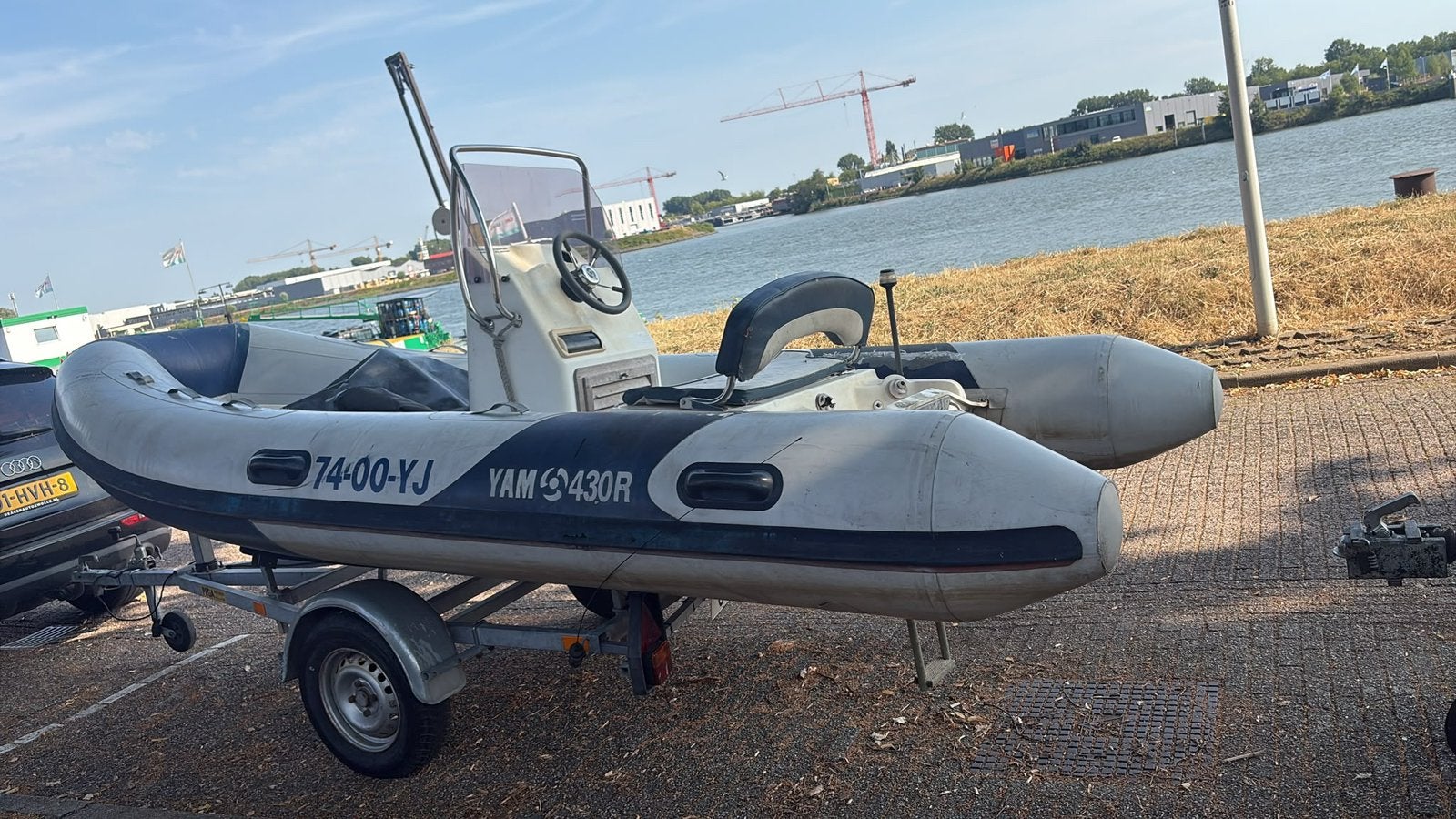 Yam 430, Voorwielaandrijving, Escort, Stof, Grijs
