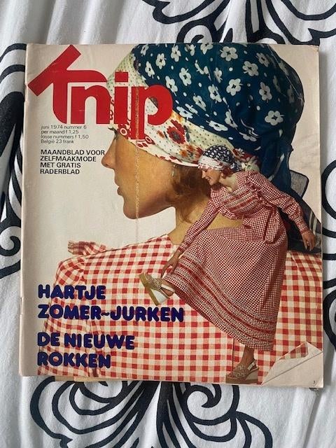 knip maandblad voor zelfmaakmode 1974 juni, Hobby en Vrije tijd, Kledingpatronen, Gebruikt, Vrouw, Knipmode, Ophalen of Verzenden
