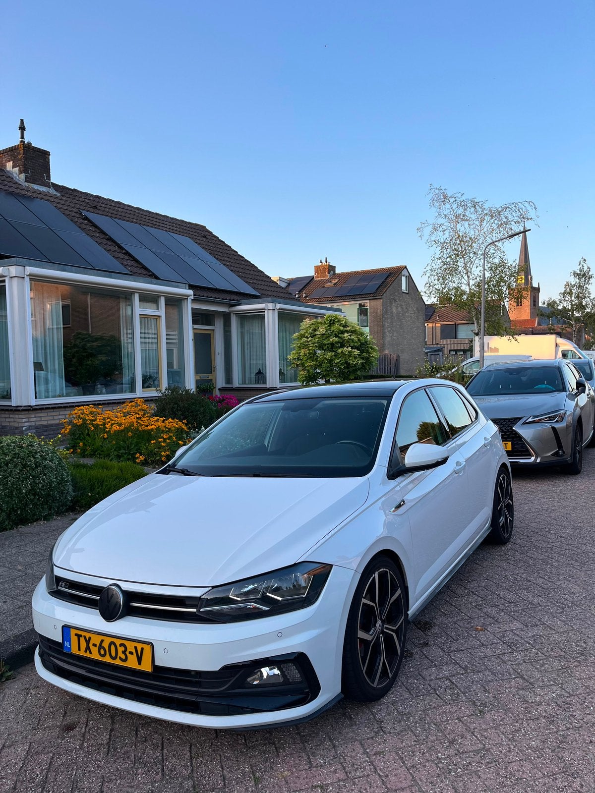 Volkswagen Polo R-LINE PANO 1.0 TSI 115pk 2018 Wit, Auto's, Volkswagen, Voorwielaandrijving, Stof, Zwart, 1055 kg