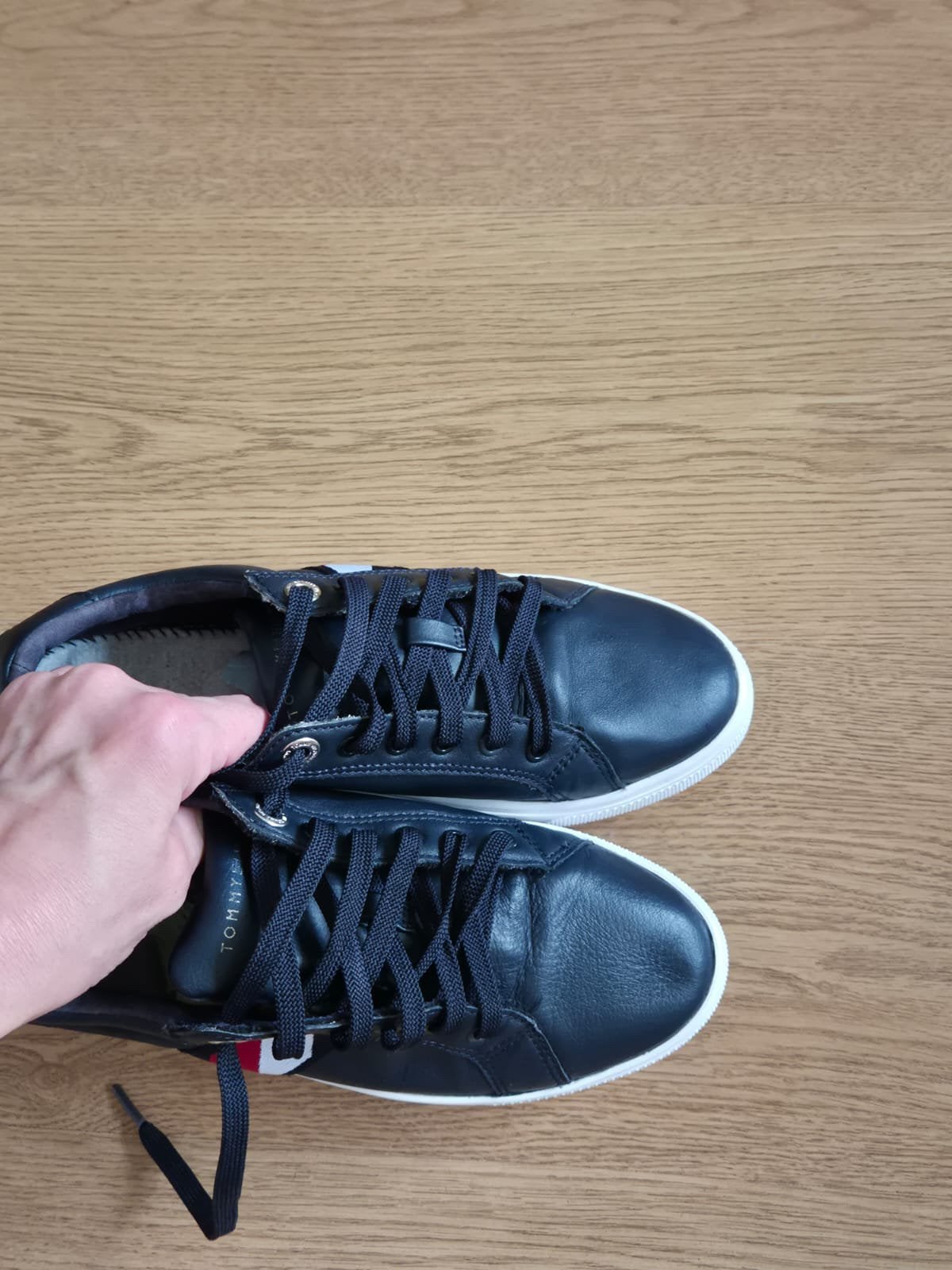 Snickers, Ophalen of Verzenden, Zo goed als nieuw, Zwart, Sneakers of Gympen