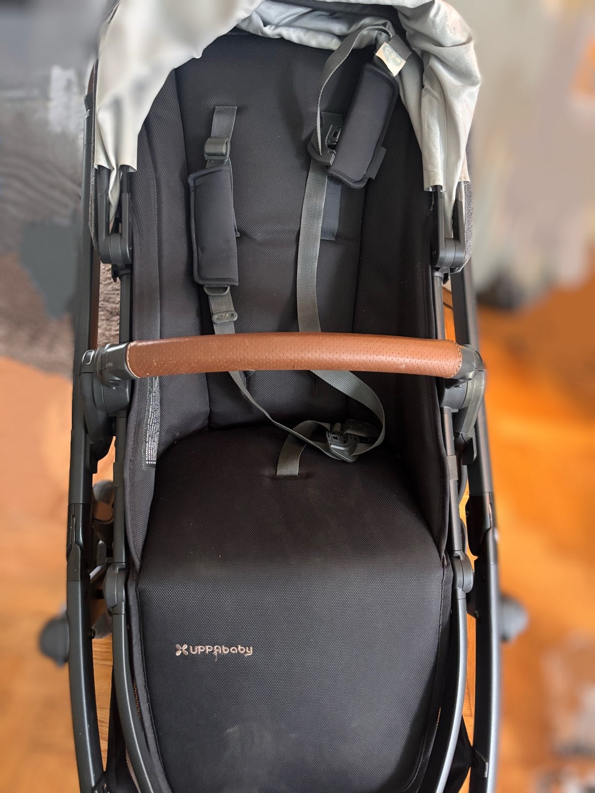 Uppababy Vista V2 Greyson met accessories, Kinderen en Baby's, Kinderwagens en Combinaties, Zo goed als nieuw, Combiwagen, Met reiswieg