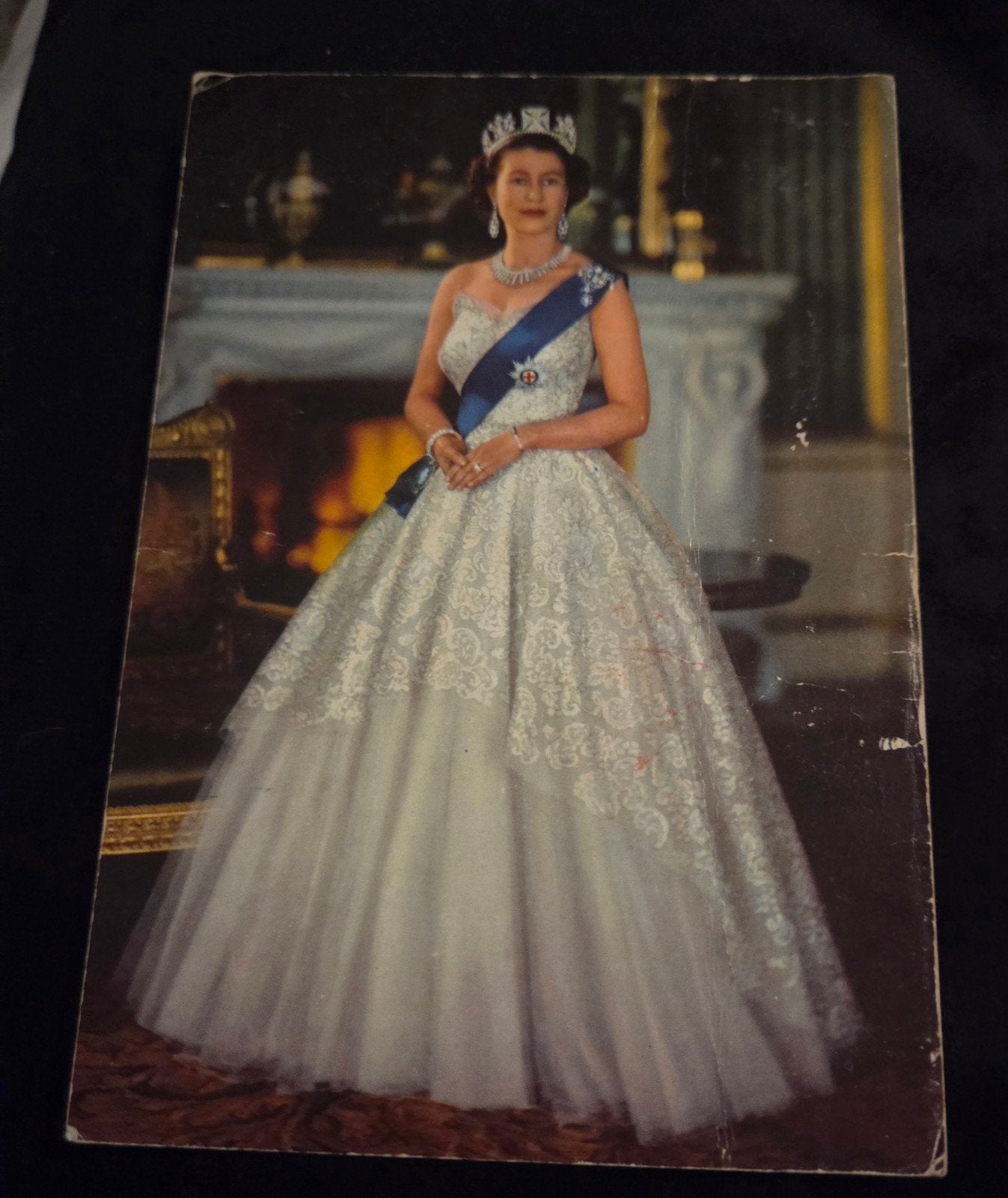 Vintage Ansichtkaart Koningin Elizabeth II, Verzenden, 1960 tot 1980, Gelopen, Overige thema's