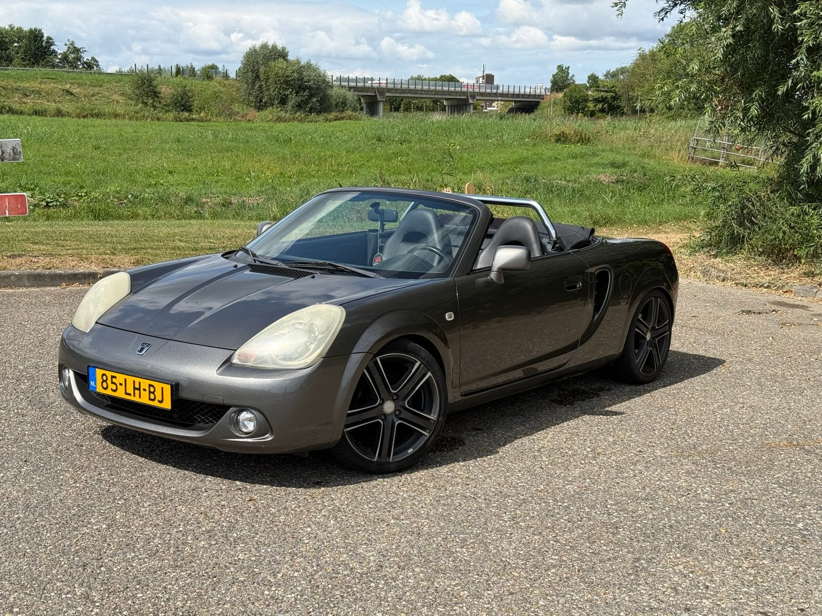 Toyota MR2 Speedshift 2003 Grijs incl hardtop!, Auto's, 980 kg, 4 cilinders, Cabriolet, 140 pk