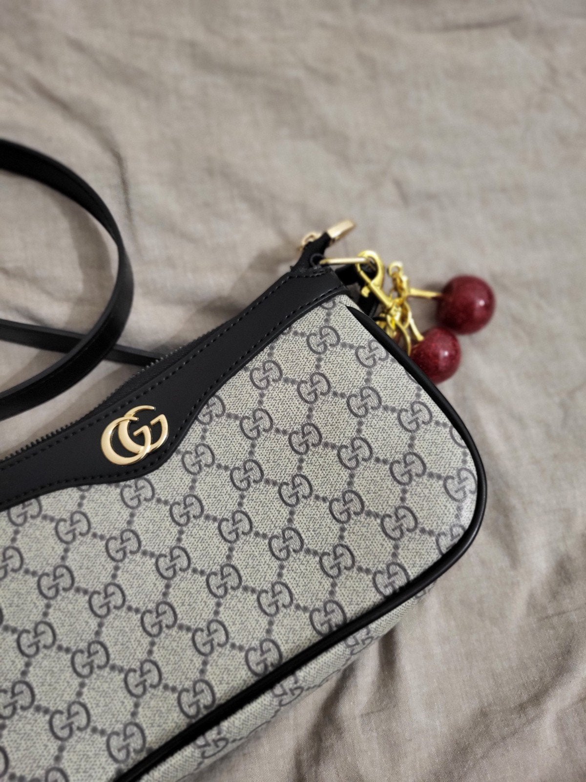 Luxe Gucci tas, Sieraden, Tassen en Uiterlijk, Tassen | Schoudertassen, Ophalen, Zo goed als nieuw, Zwart