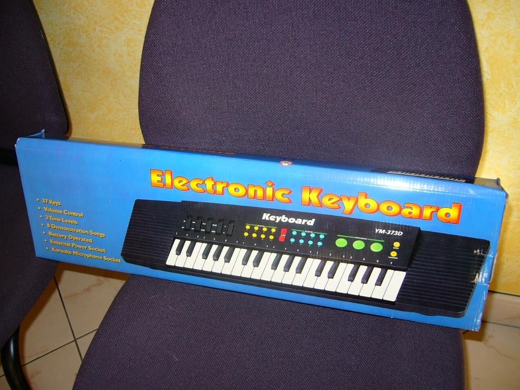 Nieuw verpakt keyboard, Ophalen of Verzenden, Nieuw, Met geluid