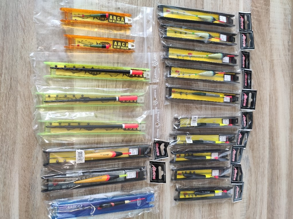 Tuigjes witvis 18 x nieuw ! Arca / Albatros / Ultimate, Watersport en Boten, Hengelsport | Witvissen, Ophalen of Verzenden, Nieuw