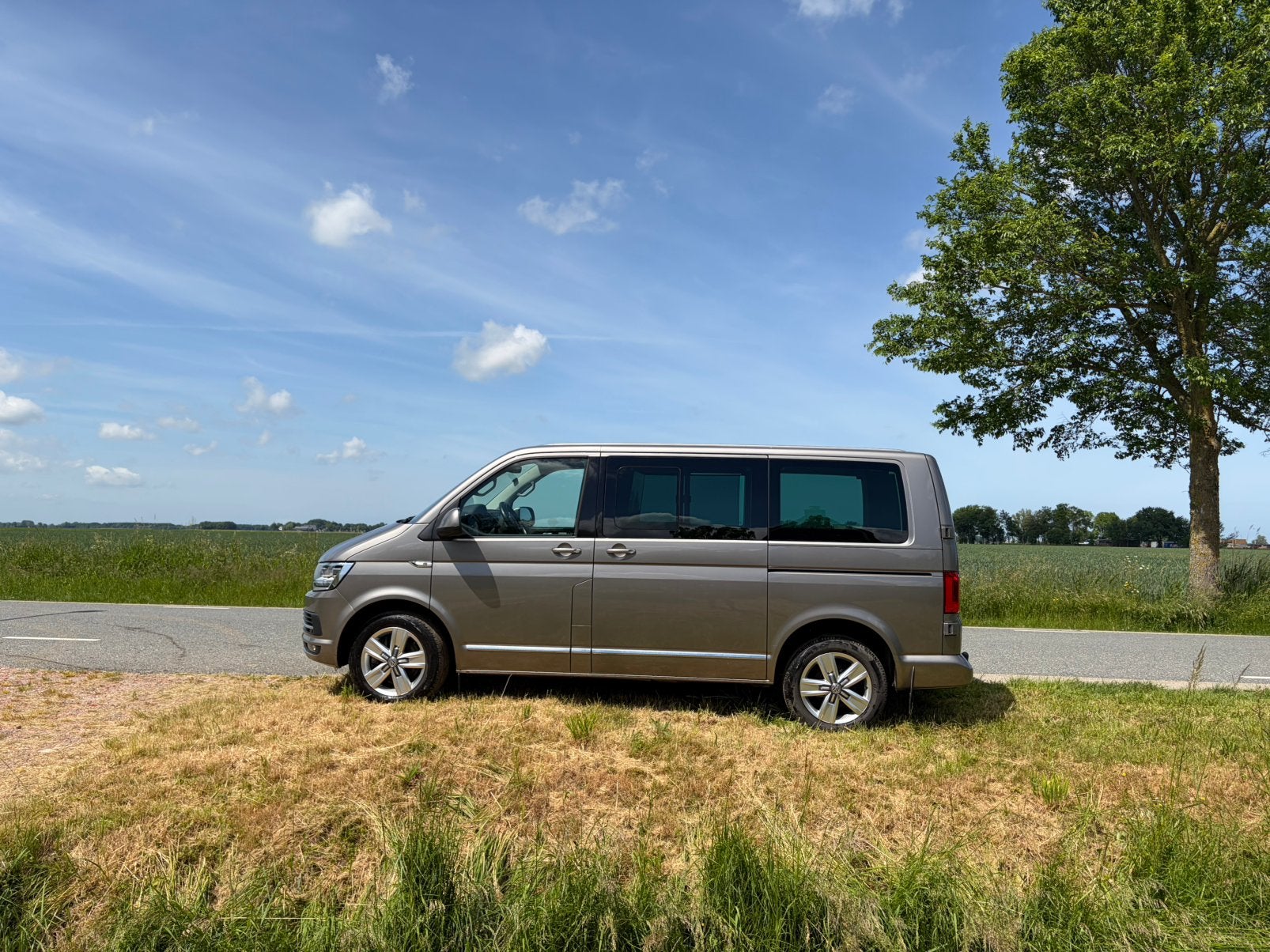 Volkswagen T6 caravelle 4motion dsg, Automaat, Zwart, 4 cilinders, Volkswagen