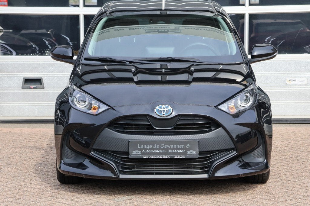 Toyota YARIS 1.5 Hybride navigatie, camera, clima, Auto's, 450 kg, Gebruikt, Met garantie (alle), 450 kg