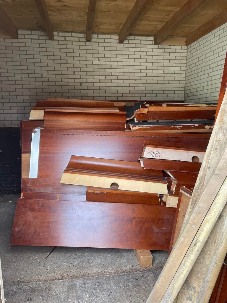 Partij betimmering hout uit winkelinterieur, Doe-het-zelf en Verbouw, Hout en Planken, Gebruikt, 25 tot 50 mm, Overige typen, Ophalen of Verzenden