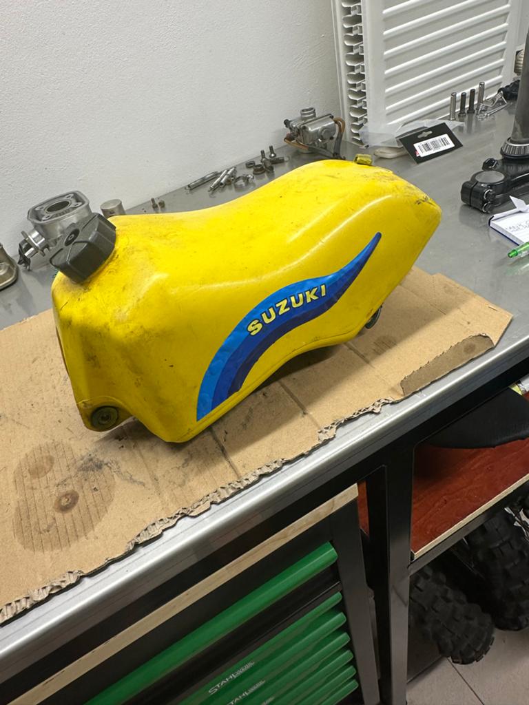Suzuki rm 125 1983 tank, Ophalen of Verzenden