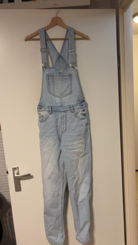 Pull&Bear tuinbroek spijkerstof lichtblauw, Kleding | Dames, Broeken en Pantalons, Gedragen, Maat 34 (XS) of kleiner, Blauw, Lang