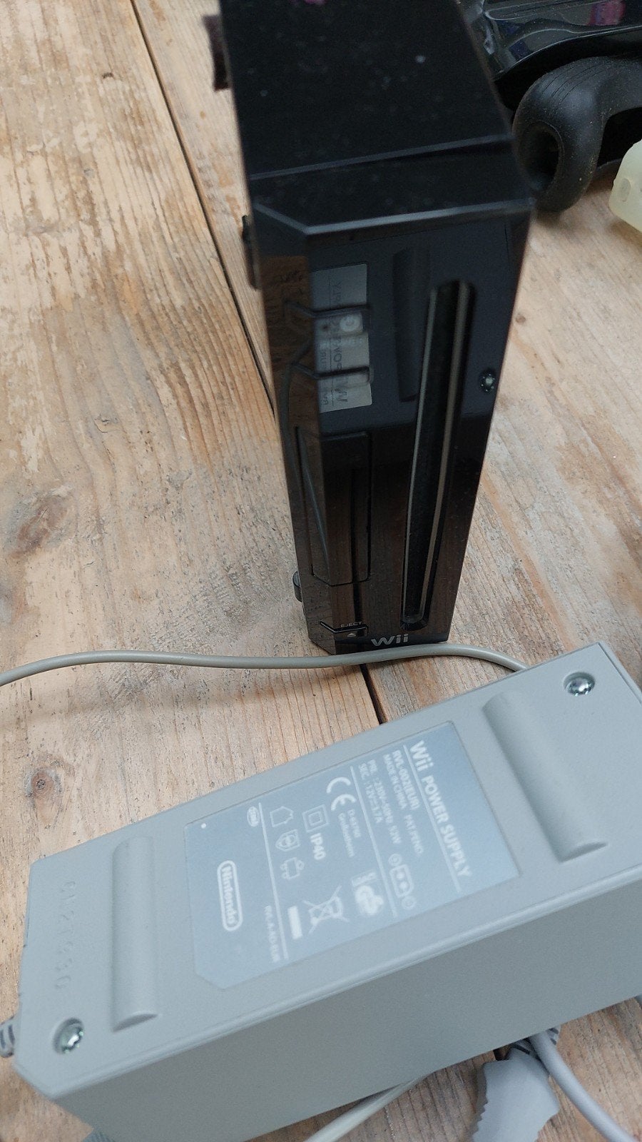 Wii Nintendo inclusief accessoires, Ophalen of Verzenden, Gebruikt, Met 2 controllers, Met stuurtje