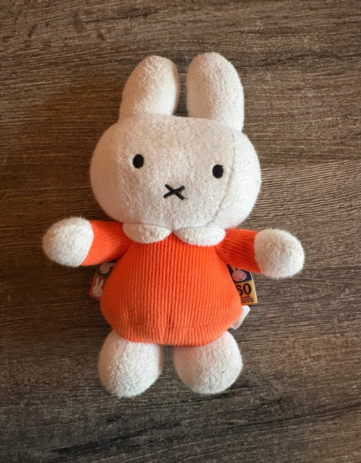 Nijntje knuffeltje 60 jaar ca 24 cm, met belletje, Ophalen of Verzenden, Zo goed als nieuw, Konijn