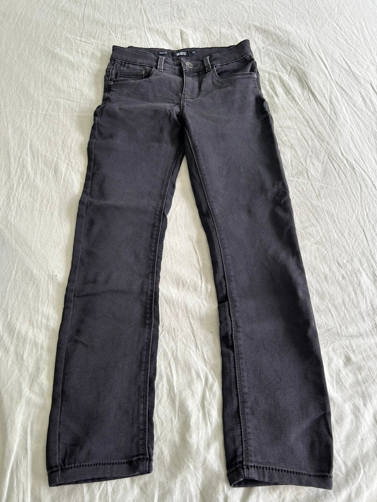 Nieuwe zwarte skinny Fit jeans maat 146, Ophalen of Verzenden, Nieuw, Jongen, Broek