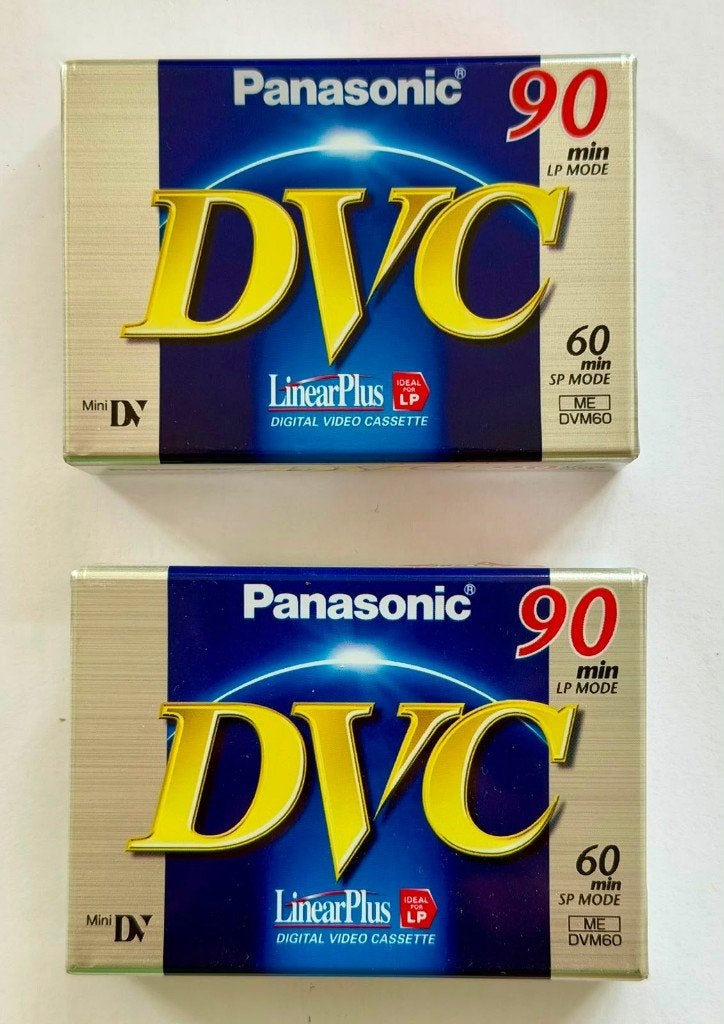 2 Panasonic Mini DV Digital Video Cassettes/Videobanden, Audio, Tv en Foto, Mini dv, Panasonic, 20x of meer, Nieuw