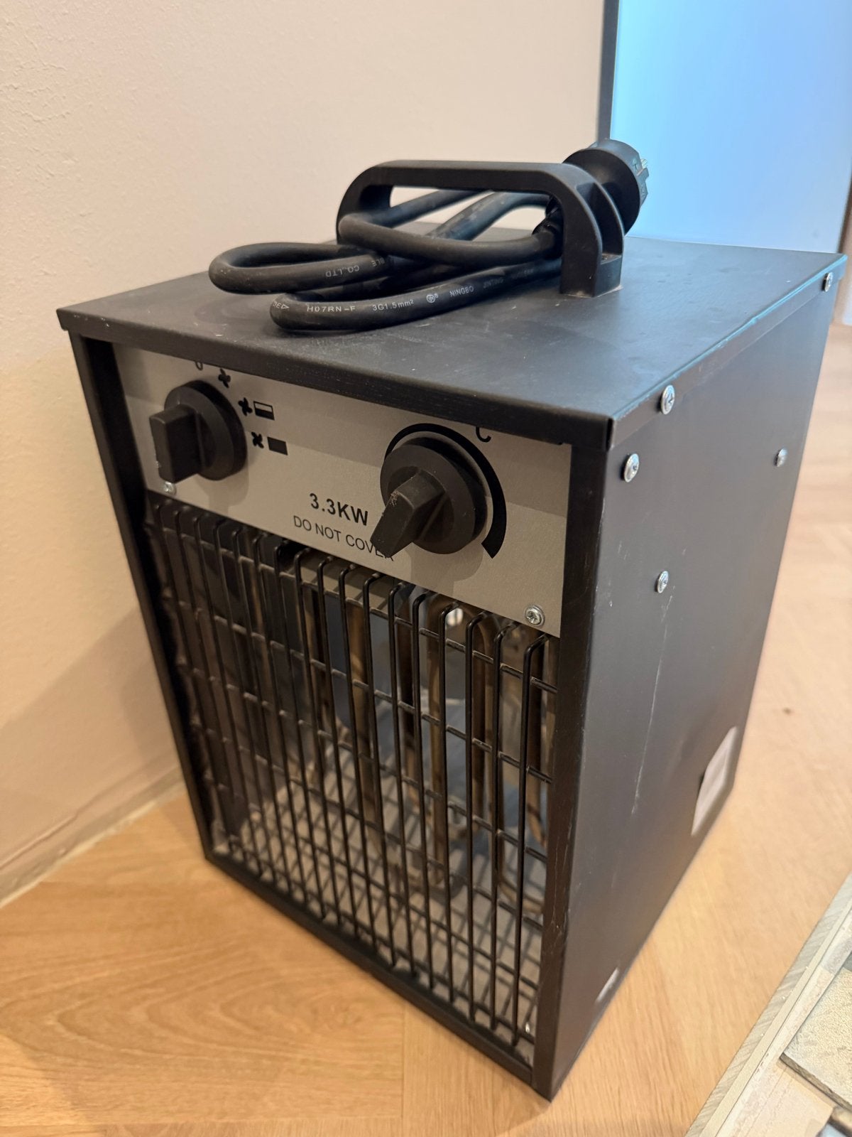 Sun Heat HE-3 Elektrische Ventilatorkachel 3000W, Doe-het-zelf en Verbouw, 30 tot 80 cm, Gebruikt, Kachel, Minder dan 60 cm