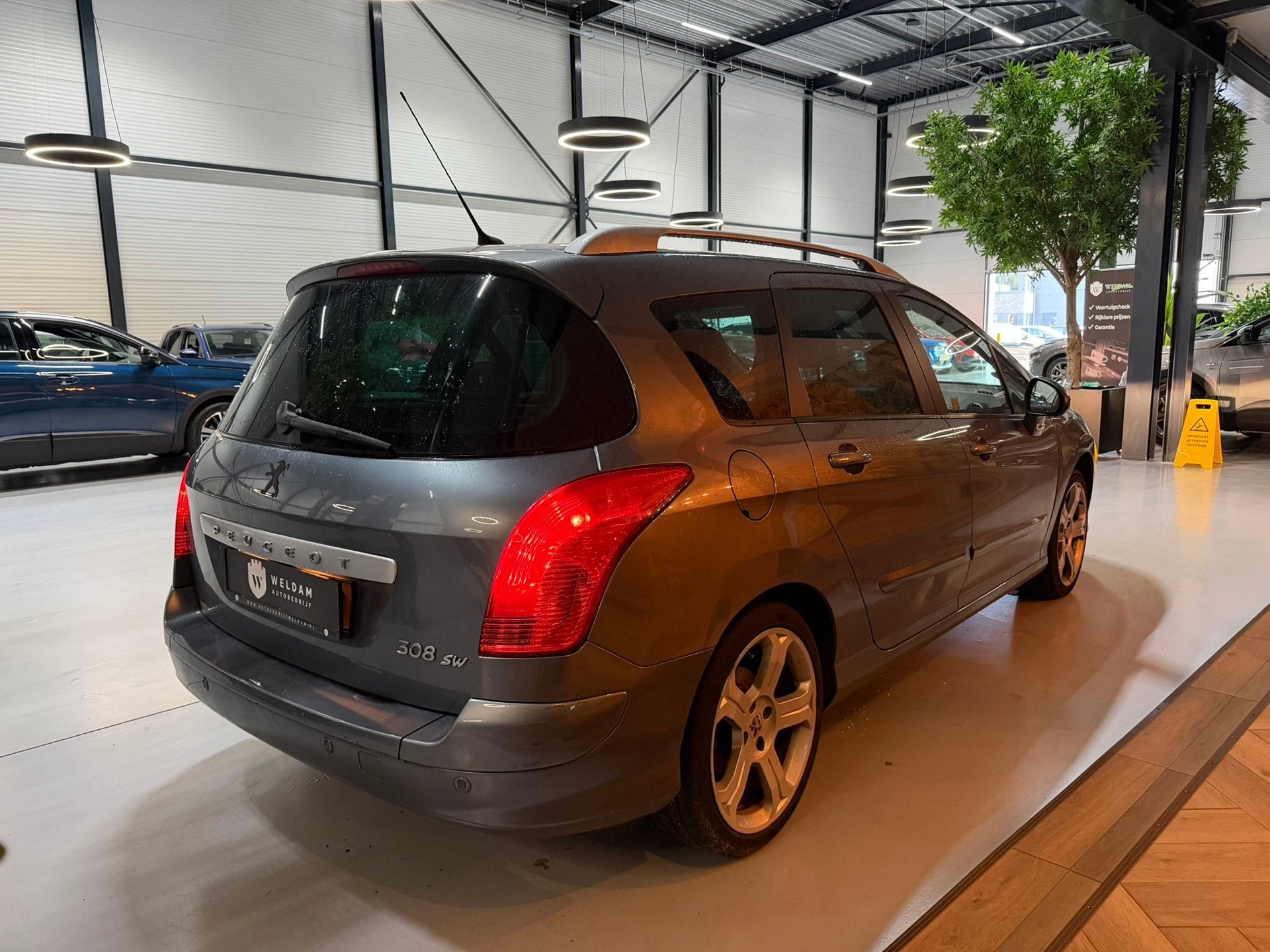 Peugeot 308 SW 1.6 THP XT Automaat|1e Eigenaar|Panoramadak|L, Auto's, Parkeersensor, Gebruikt, Zwart, 4 cilinders