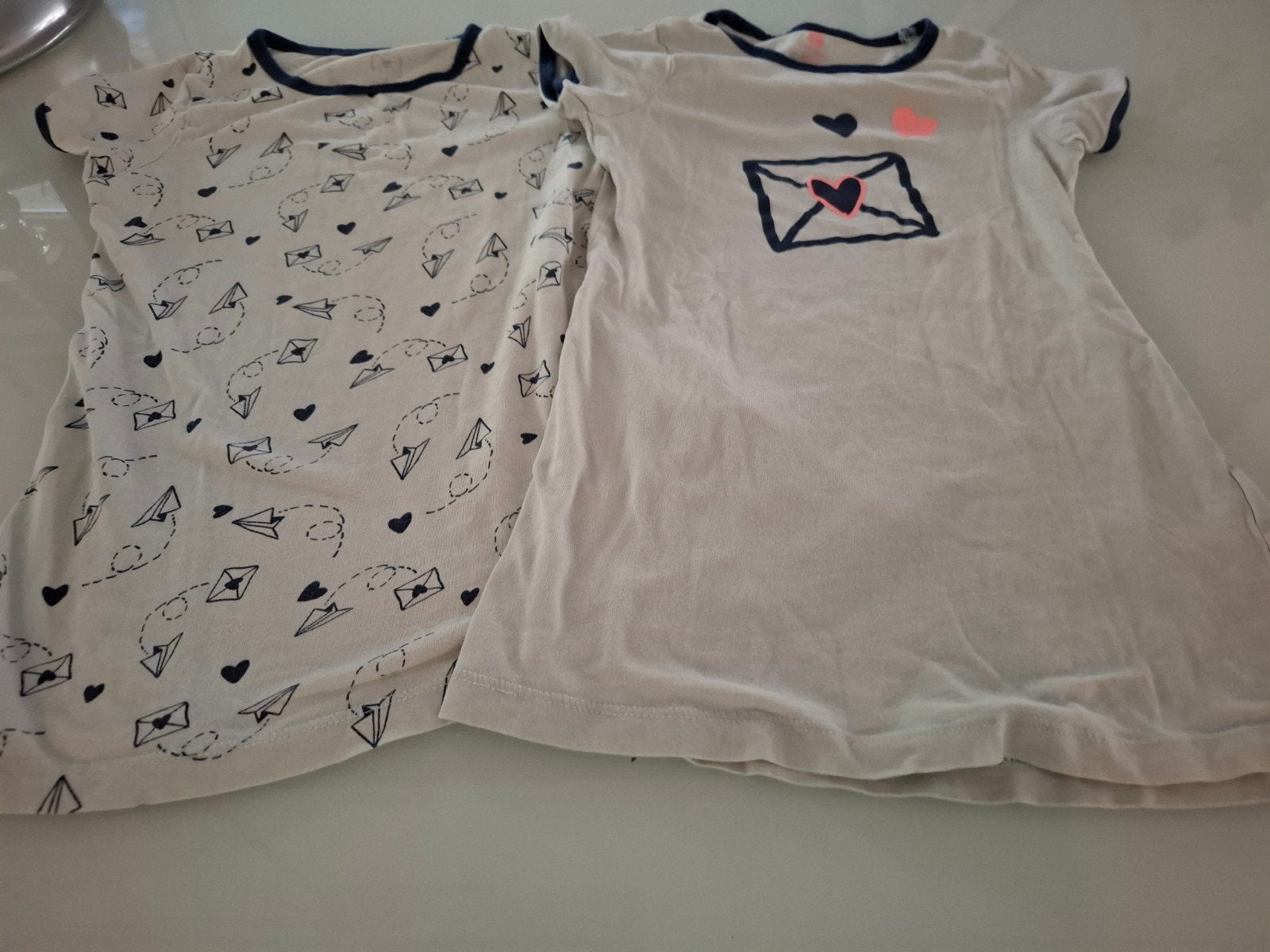2 Nachthempjes Maat 98-104 -, Ophalen of Verzenden, Gebruikt, Meisje, Nacht- of Onderkleding