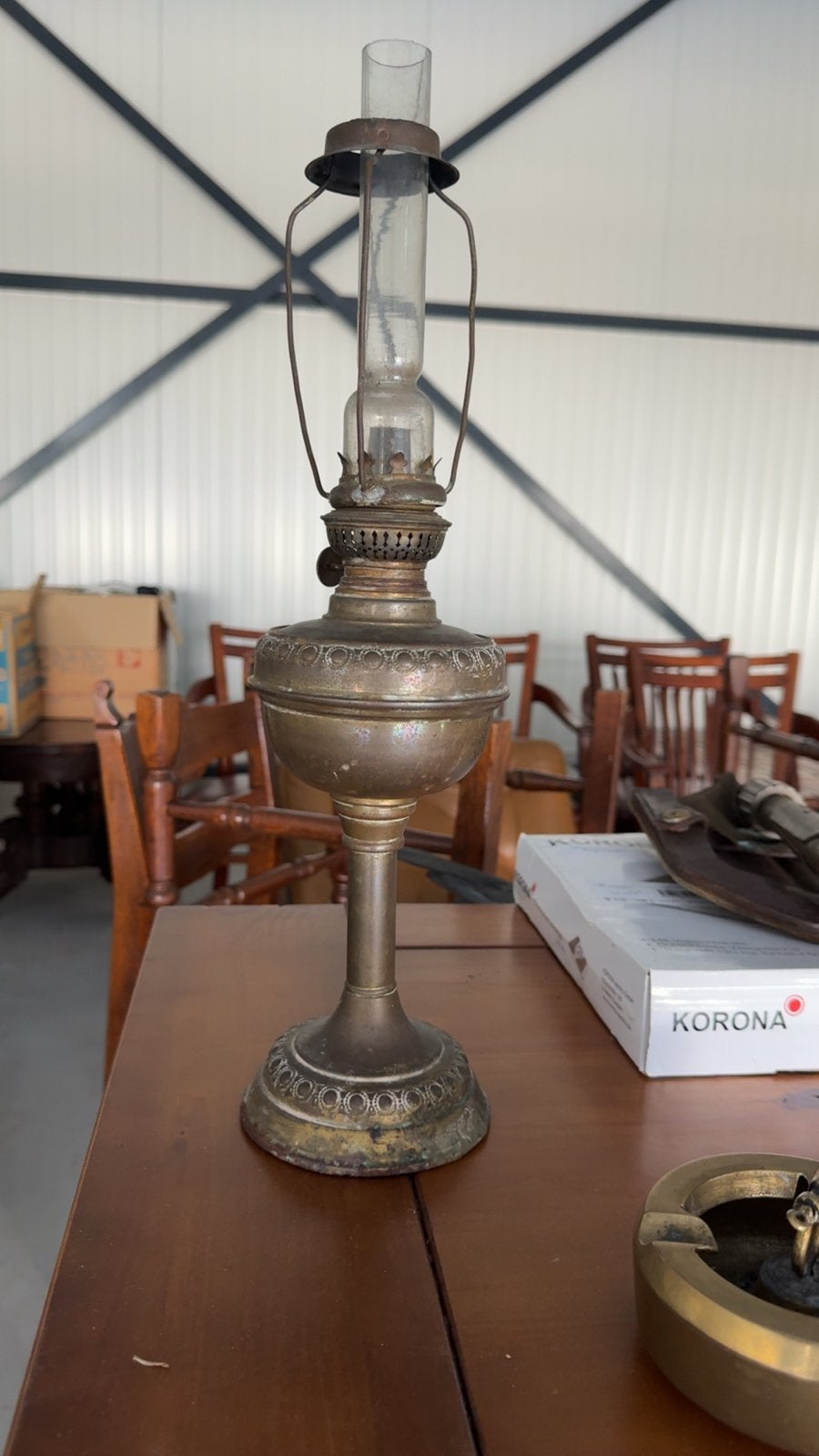 Antieke olielamp - Decoratieve messing lamp, Antiek en Kunst, Antiek | Lampen, Ophalen of Verzenden