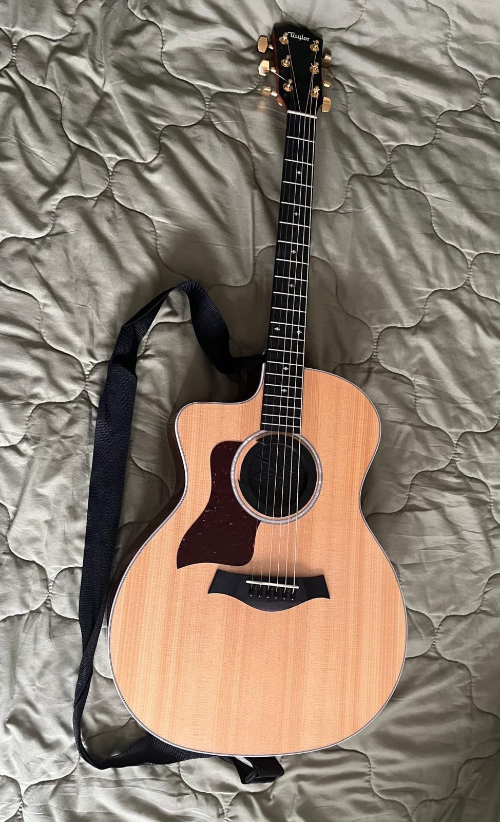 Gitaar, Ophalen, Zo goed als nieuw