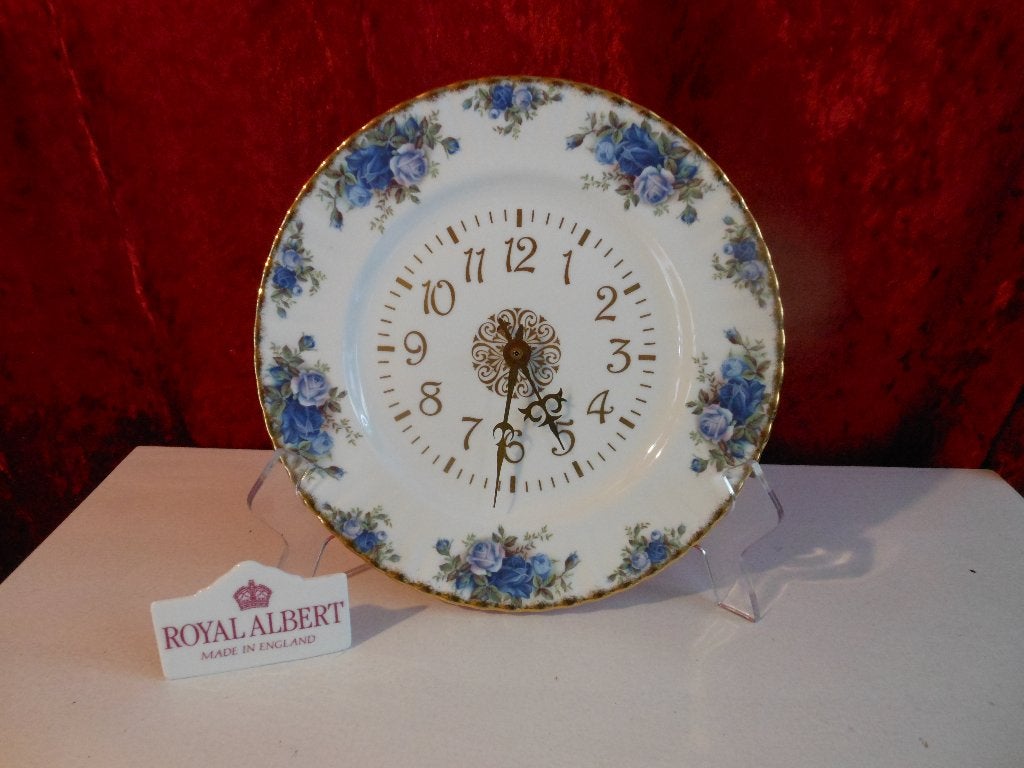 OPRUIMING: Royal Albert Moonlight Rose ronde klok, Verzamelen, Ophalen of Verzenden, Zo goed als nieuw, Porselein, Overige typen