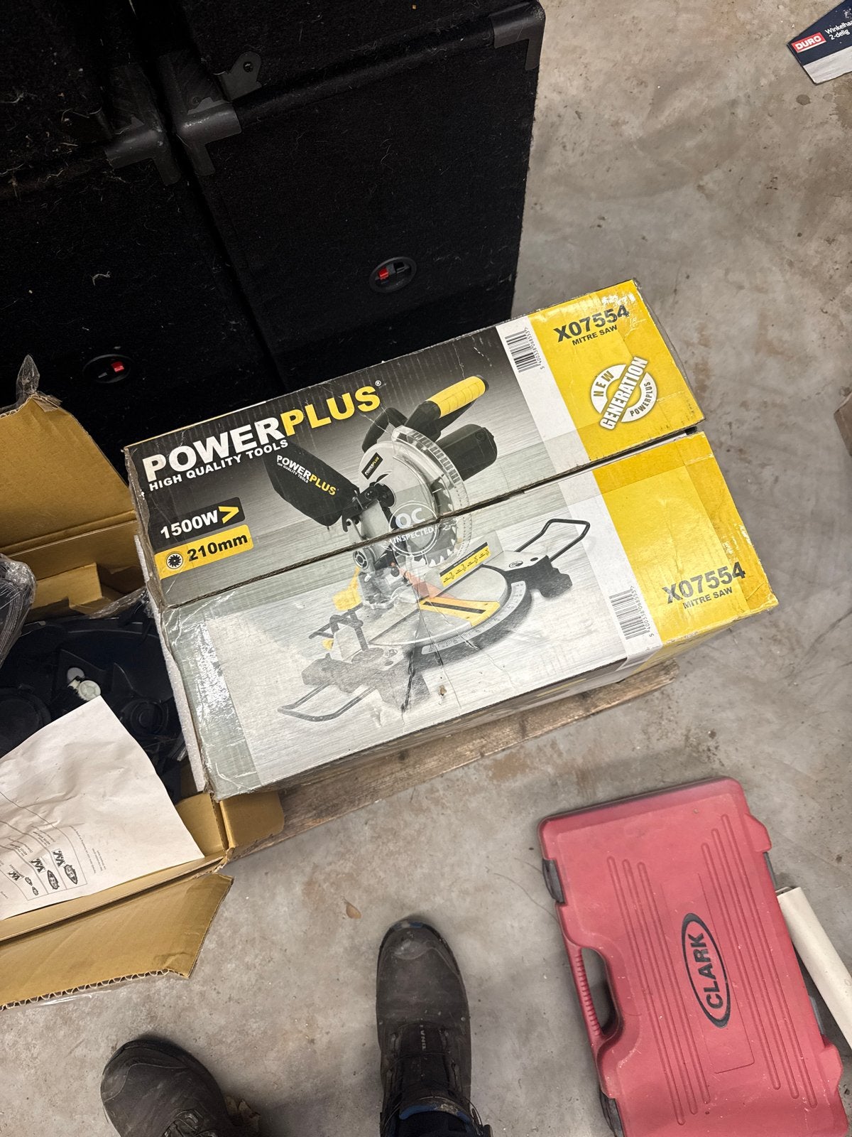 Powerplus Afkortzaag 1500W - Nieuw in doos, Ophalen, Nieuw, Afkortzaag, 30 tot 70 mm