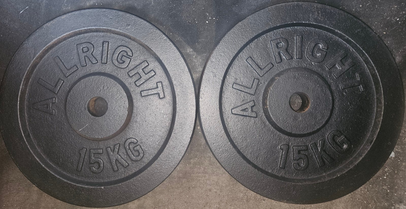 2x 15kg zwarte gietijzeren halterschijven 30mm ALLRIGHT, Sport en Fitness, Fitnessmaterialen, Ophalen, Gebruikt, Benen, Halterschijven