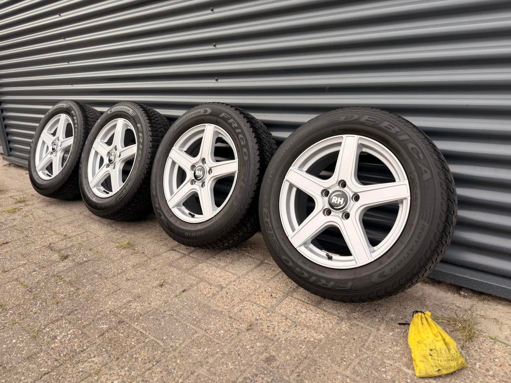 RH AR4 16 inch 5x112 Skoda Karoq VW T-Roc SEAT Ateca Audi Q2, Ophalen, 16 inch, Banden en Velgen, Winterbanden