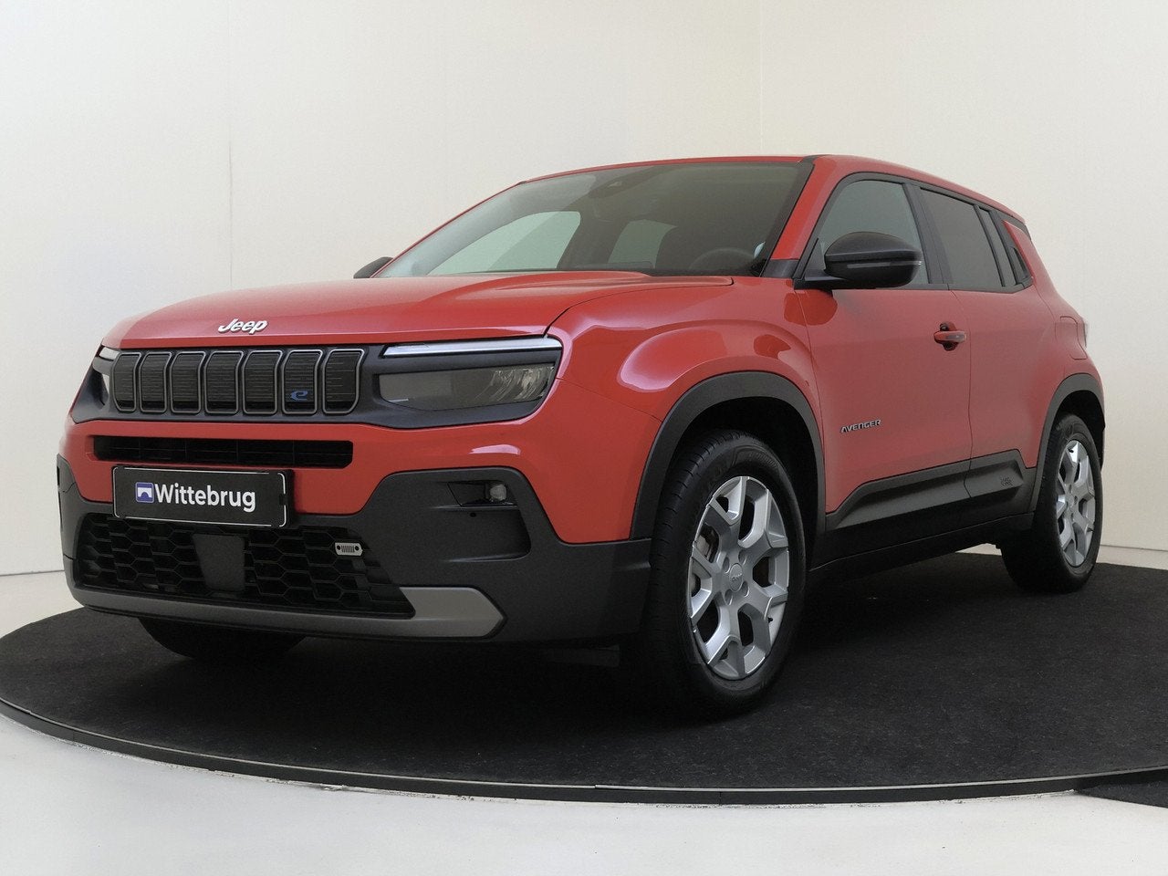 Jeep Avenger Longitude 54 kWh YP (bj 2024, automaat), Stof, Gebruikt, 156 pk, Parkeersensor