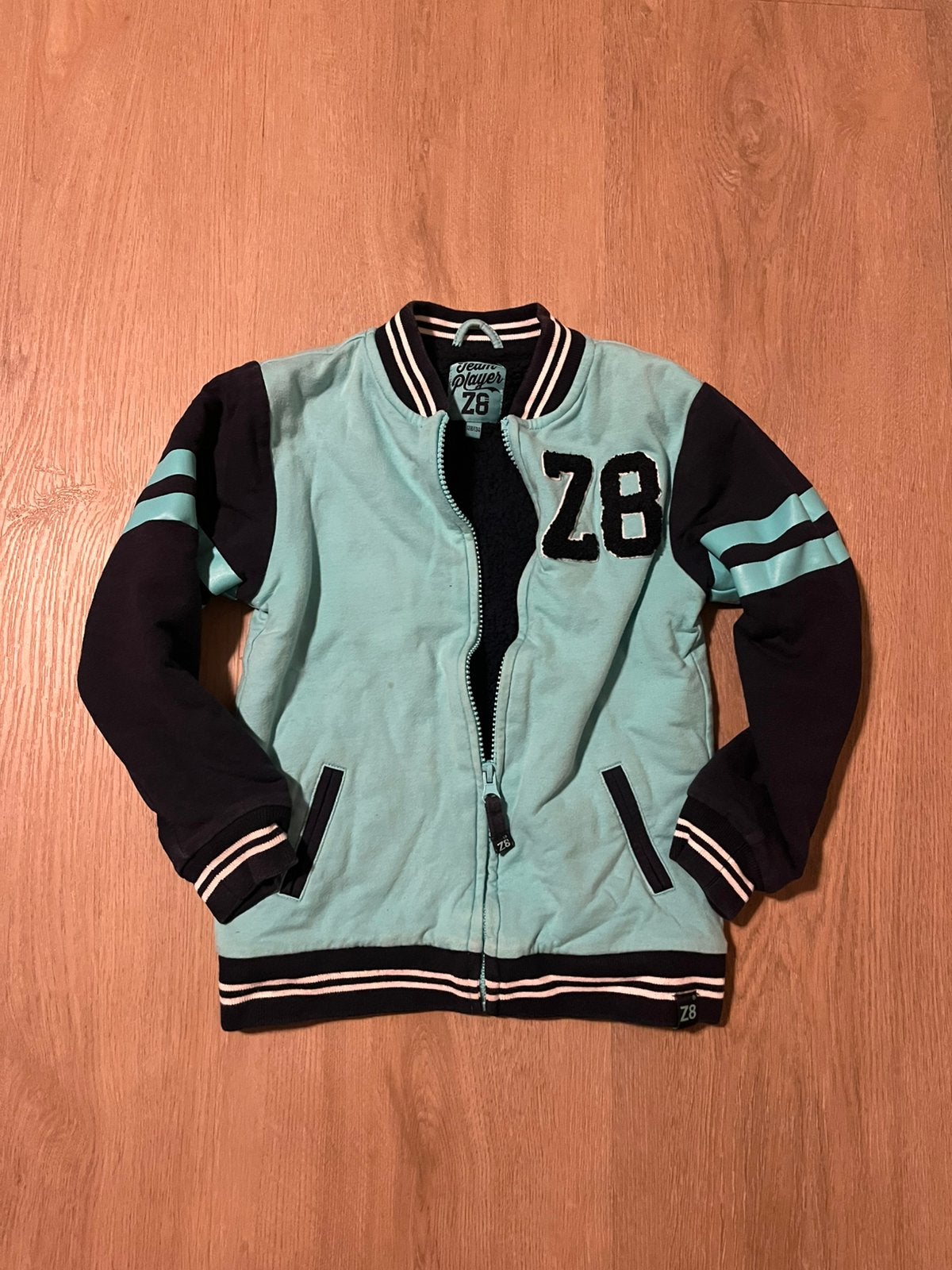 Z8 vest jongen maat 128 / 134 style: Caspian, Kinderen en Baby's, Ophalen of Verzenden, Gebruikt, Jongen, Trui of Vest