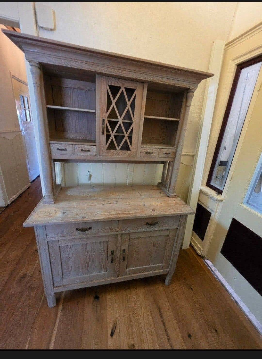 Rustiek houten dressoir met vitrinekast, Ophalen, Gebruikt, 100 tot 150 cm, Met lade(s)