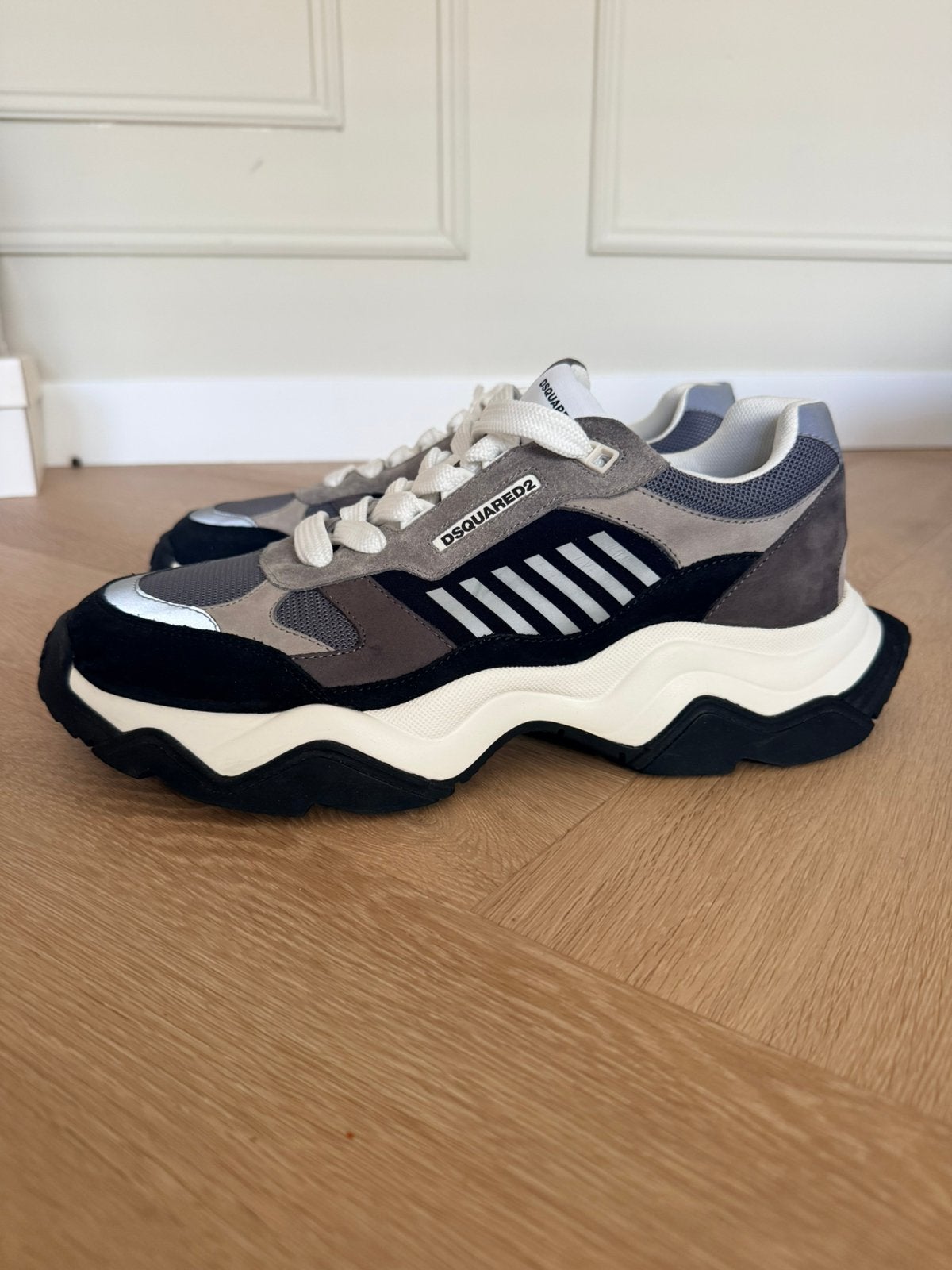 DSQUARED2 Wave sneakers – maat 44 – nieuw in doos, Kleding | Heren, Dsquared2, Zwart, Nieuw, Ophalen of Verzenden