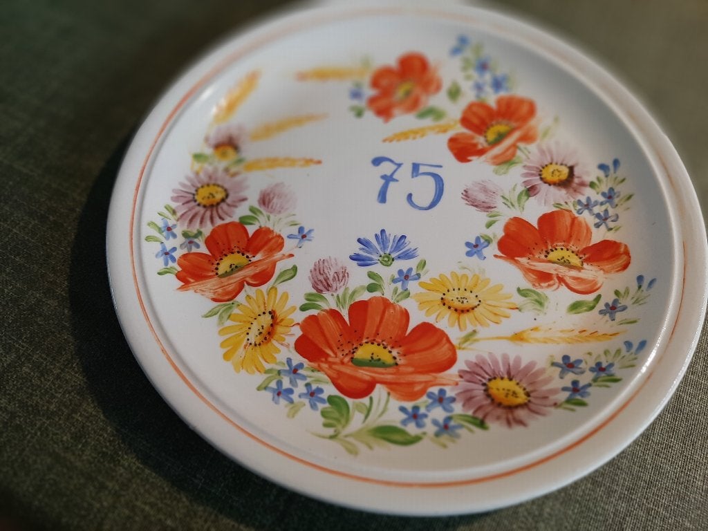 Schaal voor 75 jarige Ditmar Urbach Tjechie, Handbeschilderd, Porselein of Keramiek, Schaal, Rond
