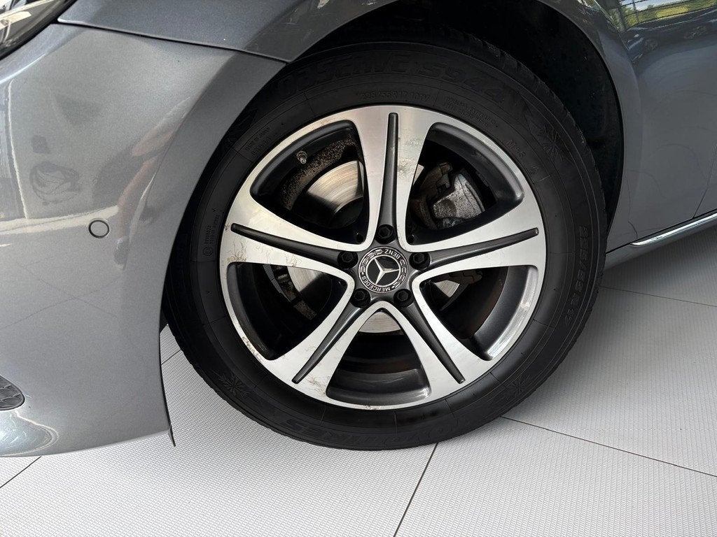 Mercedes-Benz E-klasse Estate 200 d Business Solution | Trek, Auto's, Mercedes-Benz, Automaat, Achterwielaandrijving, Gebruikt