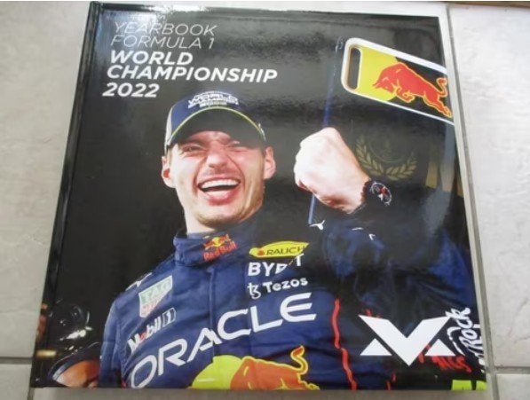 MAX VERSTAPPEN FORMULA 1 WORLD CHAMPIONSHIP 2022, Verzenden, Gebruikt
