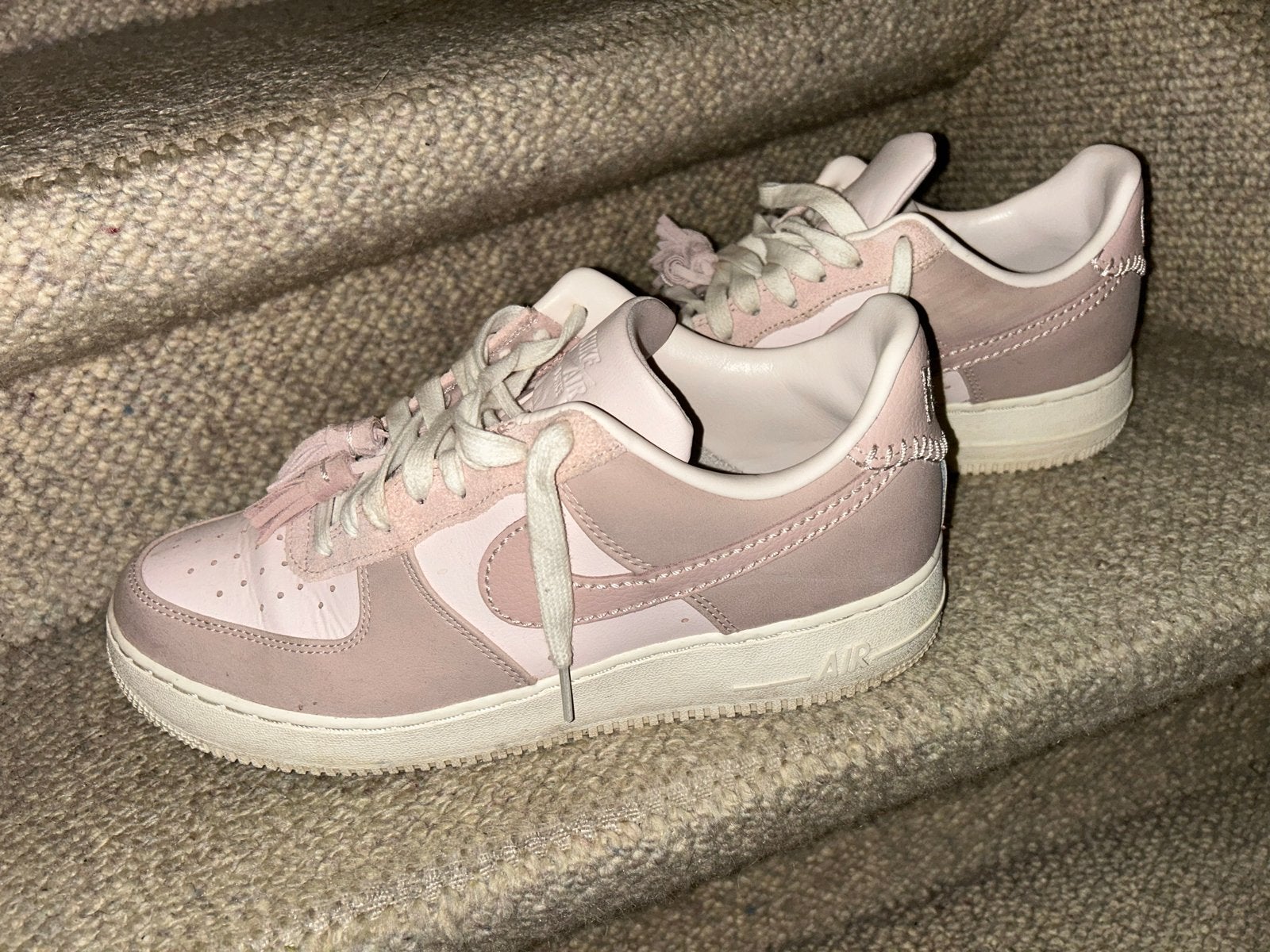 Nike Air Force 1, Kleding | Dames, Ophalen of Verzenden, Gedragen, Roze, Sneakers of Gympen