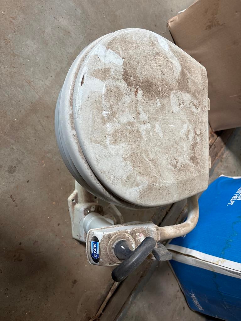 Gebruikt Jabsco handmatig boot toilet, Ophalen, Zo goed als nieuw, Kombuis en Sanitair