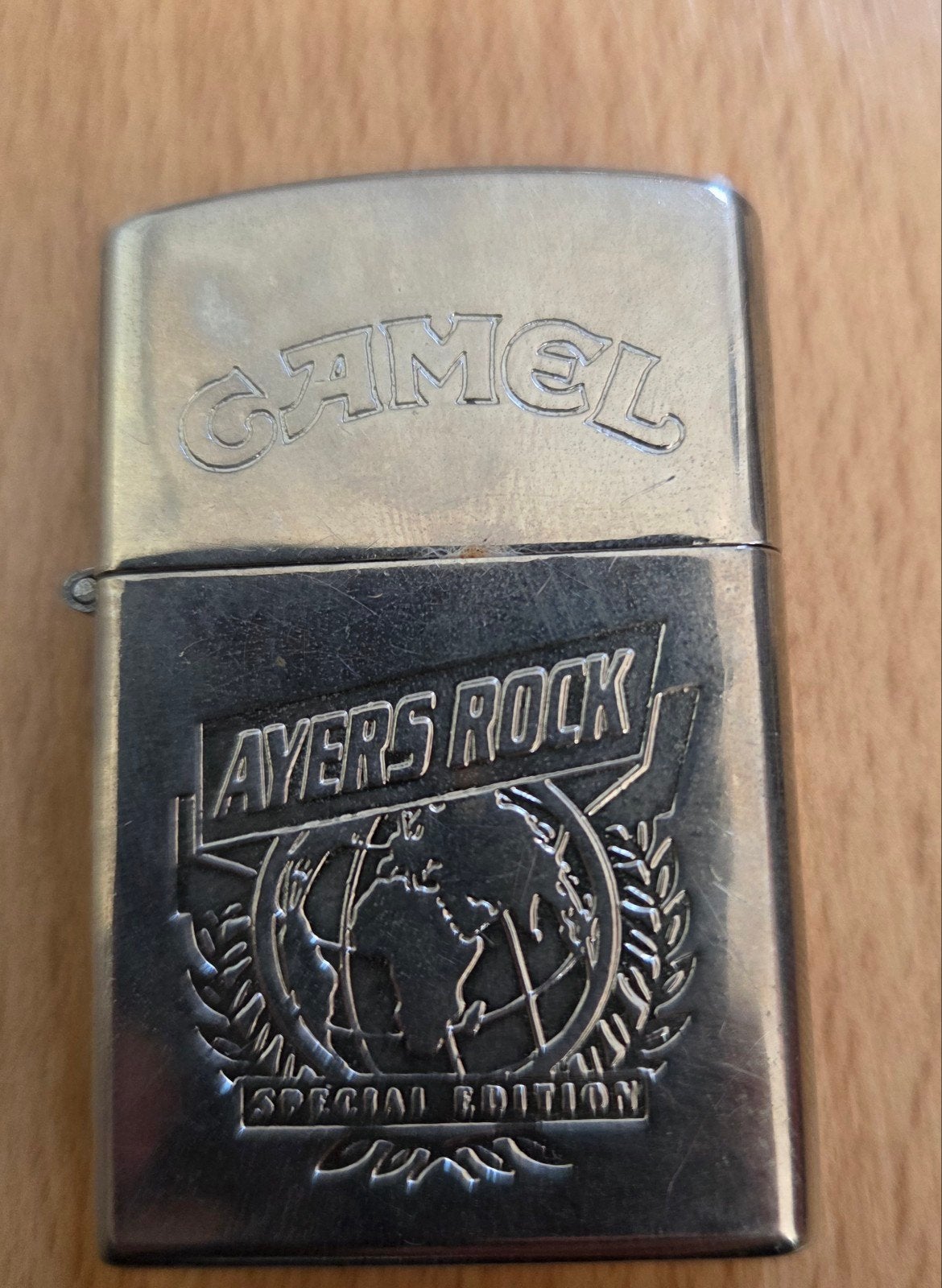 Camel Aansteker - Ayers Rock Special Edition, Ophalen of Verzenden