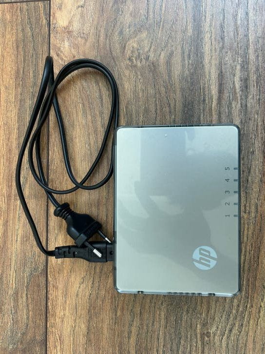 HP 3Com Switch 5-poorts, Computers en Software, Ophalen of Verzenden, Gebruikt