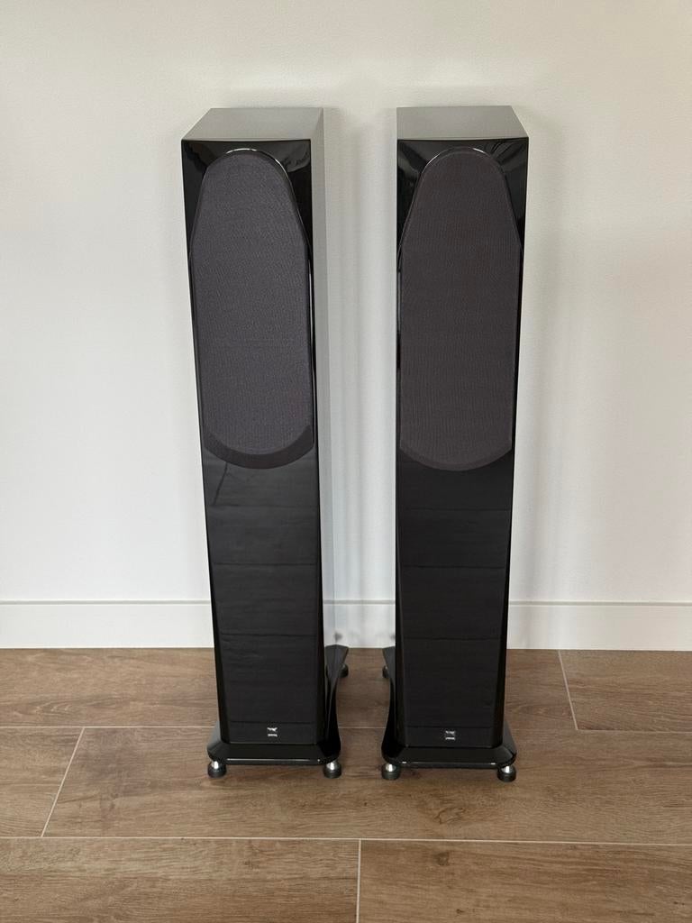 Phonar Veritas P5.5 EdMa CAP+, hoogglans zwart + superspikes, Audio, Tv en Foto, Luidsprekers, Zo goed als nieuw, 120 watt of meer