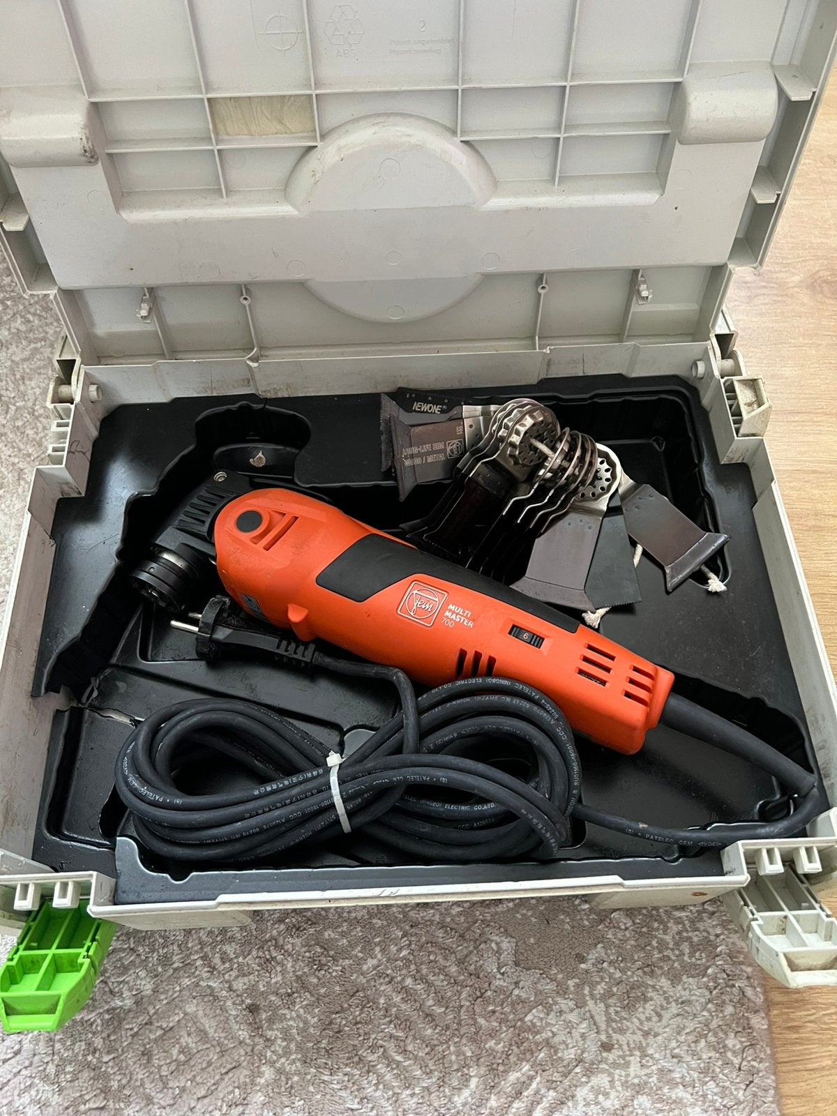 Fein multitool, Doe-het-zelf en Verbouw, Gereedschap | Slijpmachines, Ophalen of Verzenden, Zo goed als nieuw, Minder dan 700 watt