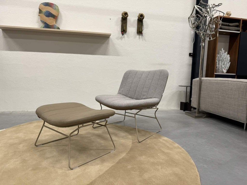 Nieuw Bert Plantagie Draat Fauteuil met poef stof leer stoel
