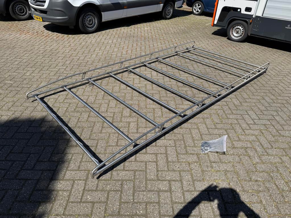 Equinox RVS imperiaal Sprinter L2H1 met laderrol, Ophalen, Zo goed als nieuw