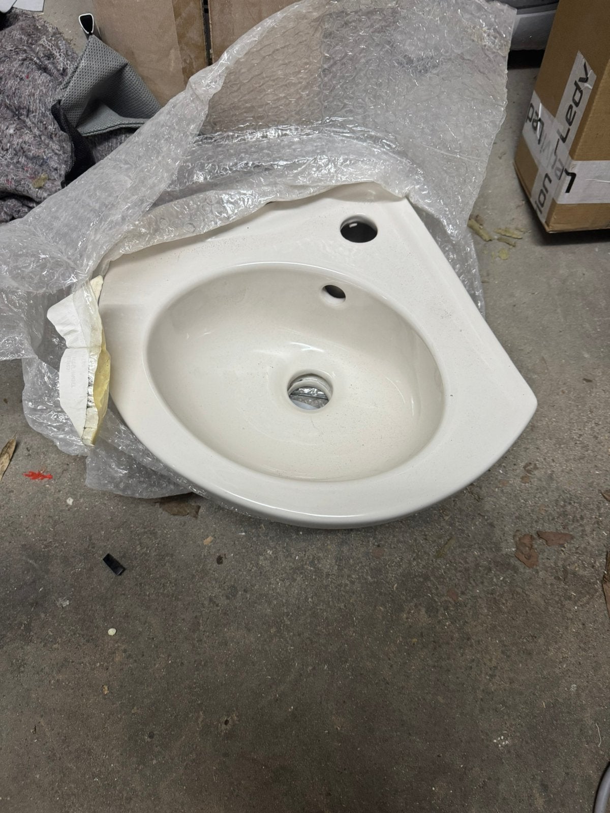 Fontein voor de wc, Ophalen, Minder dan 50 cm, Overige typen, Zo goed als nieuw