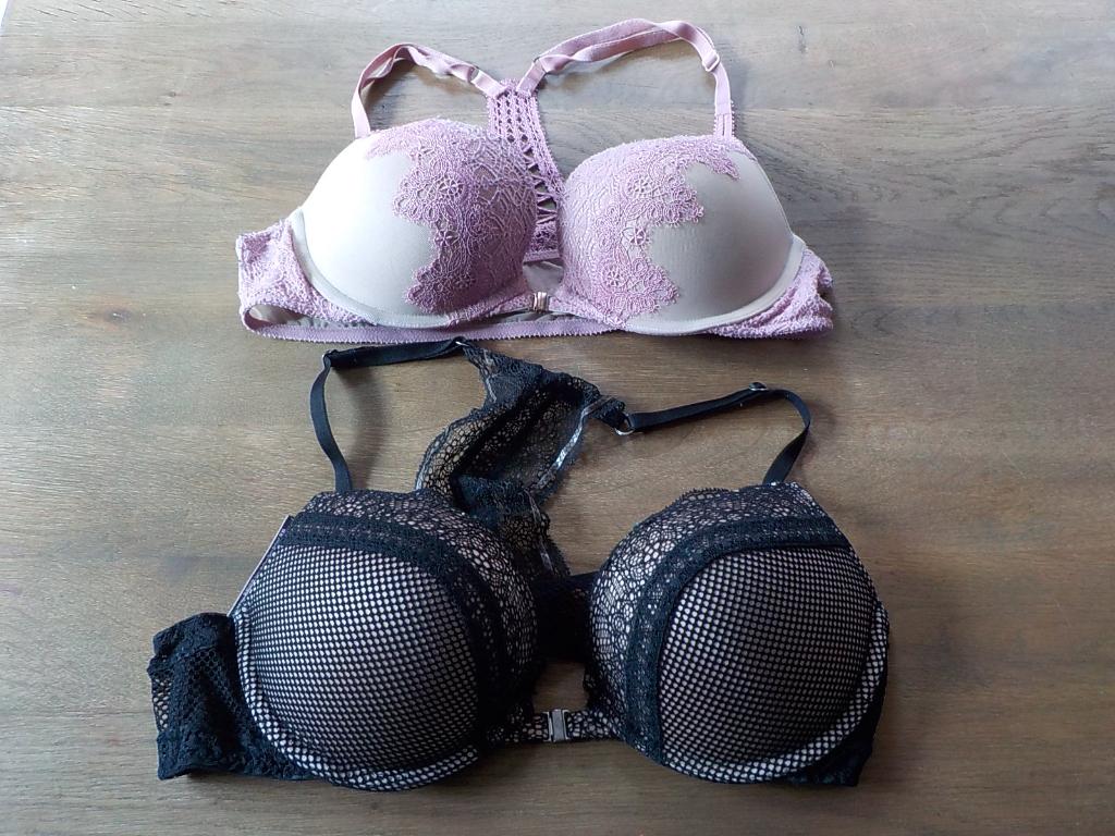 2 x bh Victoria's Secret uit New York City maat 80C, Kleding | Dames, Ondergoed en Lingerie, Victoria's Secret, Ophalen of Verzenden