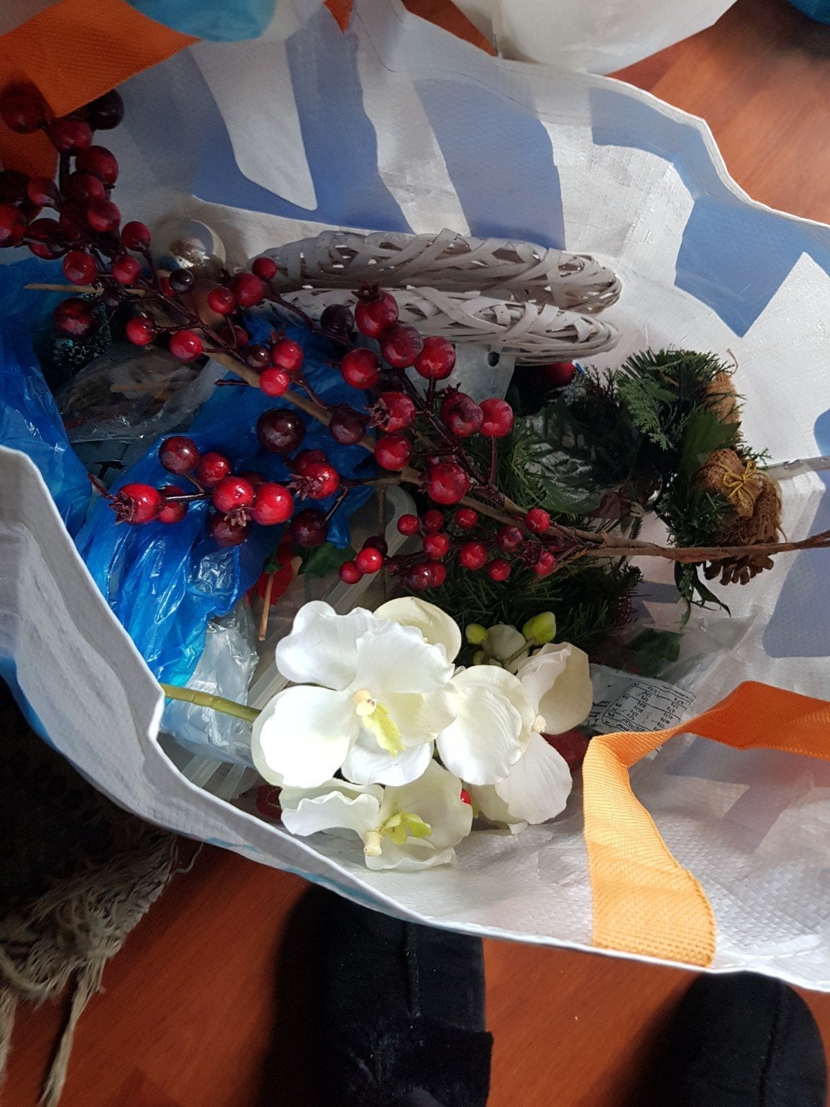 Kerststukjes,spullen voor decoratieen kerststukjes temaken, Ophalen