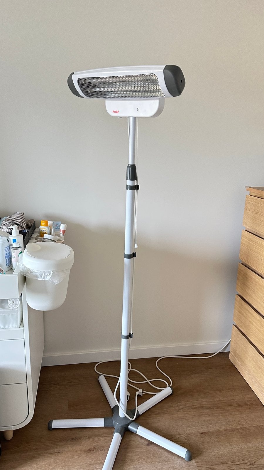 Reer Feelwell 2-in-1 Baby Aankleedtafel Verwarming 800W, Ophalen, Zo goed als nieuw