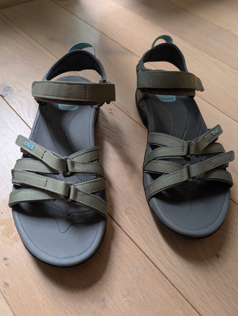 Teva Tirra Sandalen 40, Zo goed als nieuw, Teva, Groen, Sandalen of Muiltjes