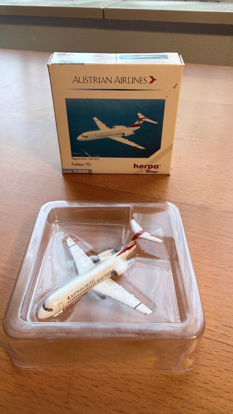 Herpa Wings Austrian Airlines Fokker 70 Schaal 1:500, Overige merken, 1:200 of kleiner, Ophalen of Verzenden, Zo goed als nieuw