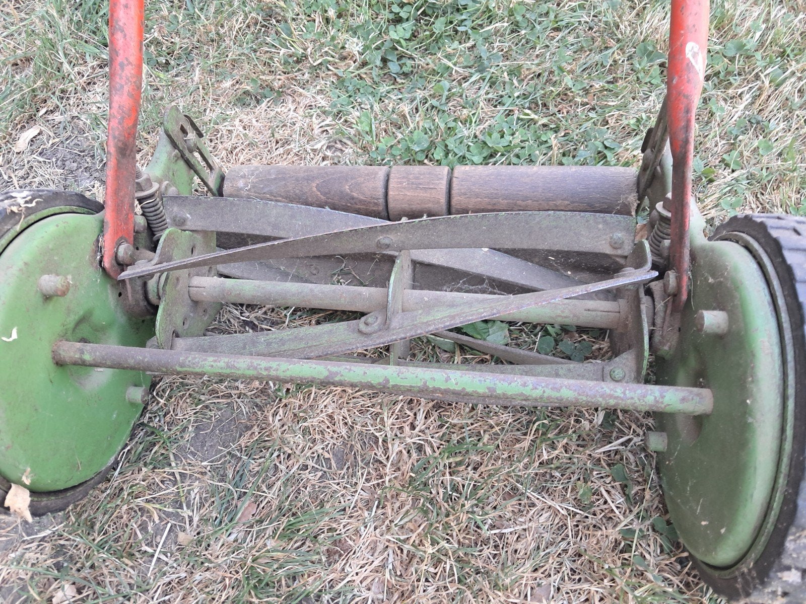 Oude handgrasmaaier - Vintage gazonmaaier, Gebruikt, Handgrasmaaier, Minder dan 30 cm, Ophalen of Verzenden